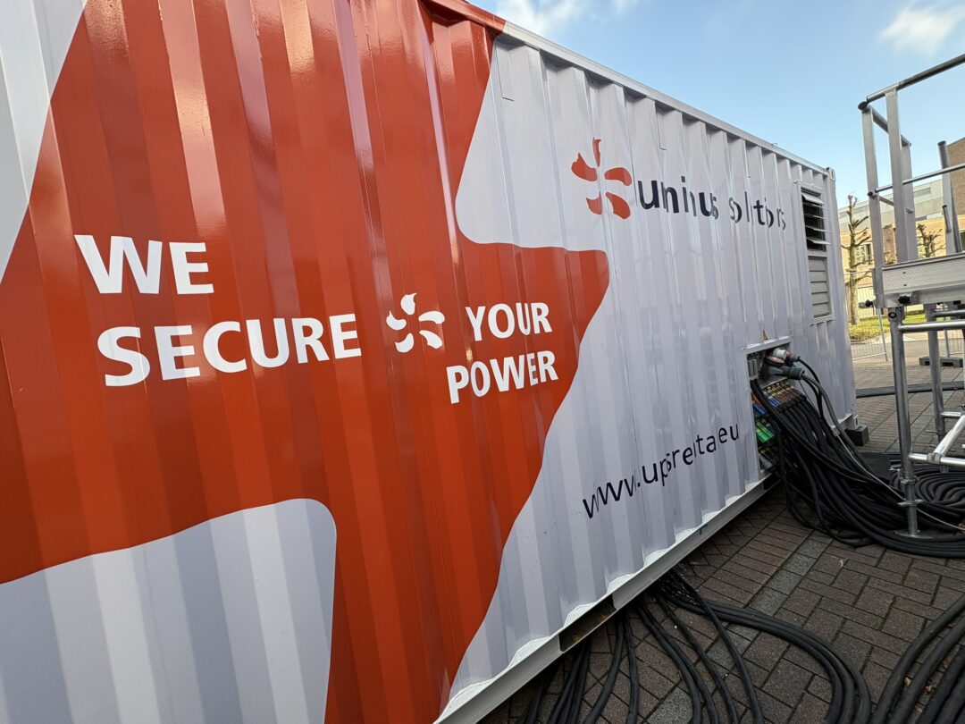 Duurzaam beschermd tegen stroomuitval: hernieuwbare brandstof HVO voor onze mobiele UPS-en